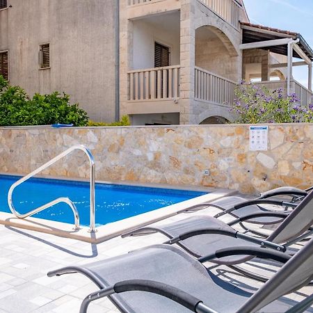 Luxury Apartment "Blue Diamond" Postira Buitenkant foto