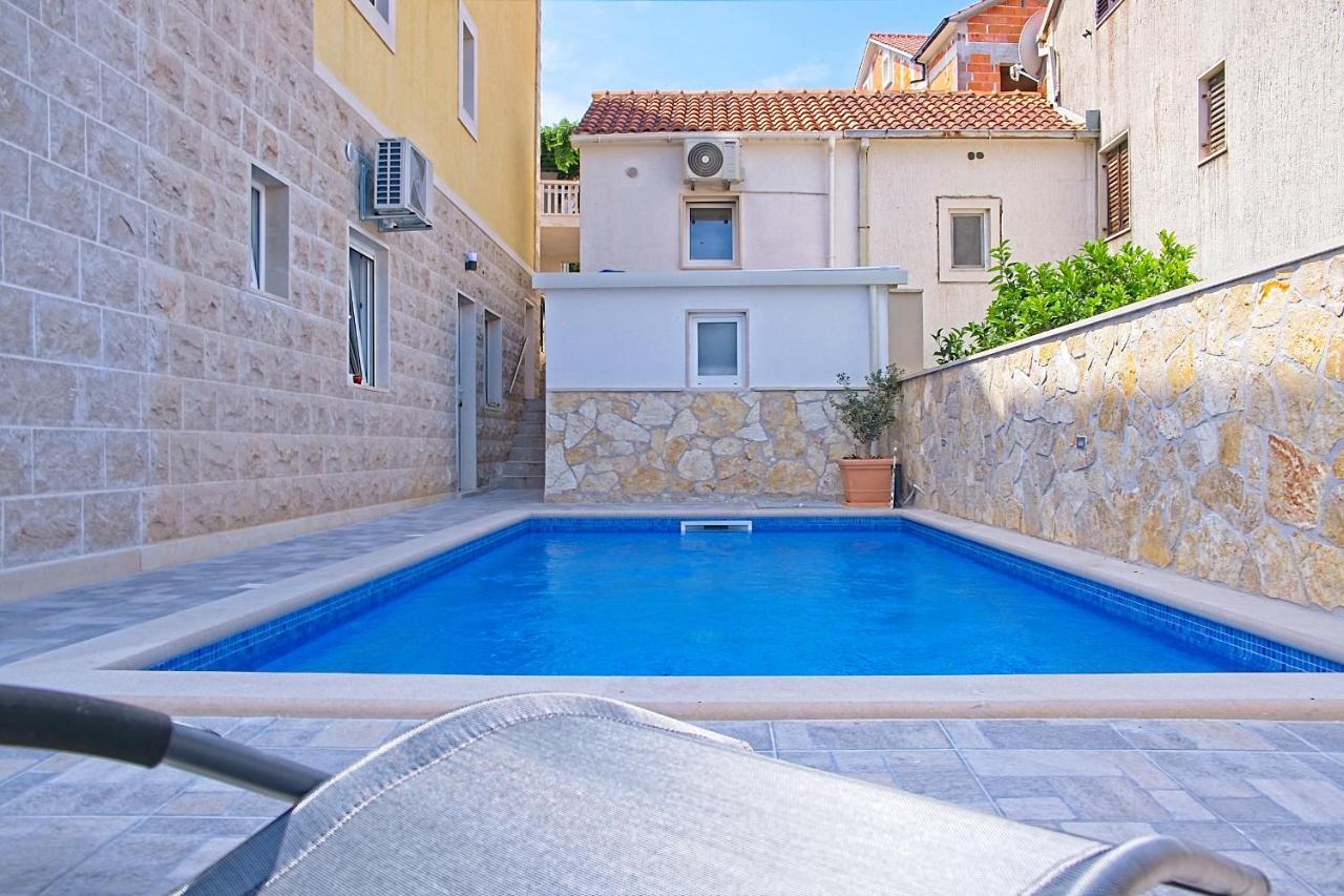 Luxury Apartment "Blue Diamond" Postira Buitenkant foto