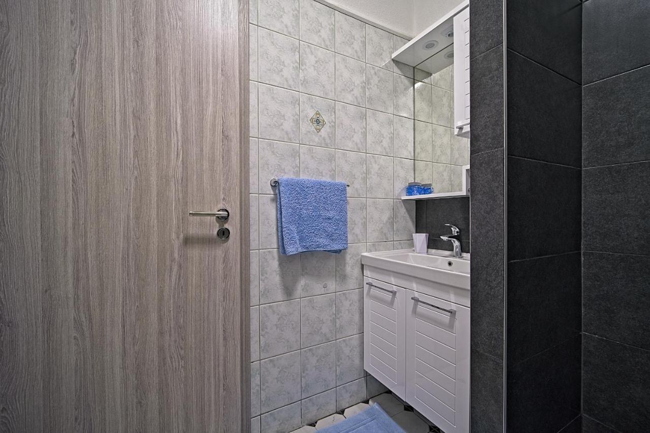 Luxury Apartment "Blue Diamond" Postira Buitenkant foto