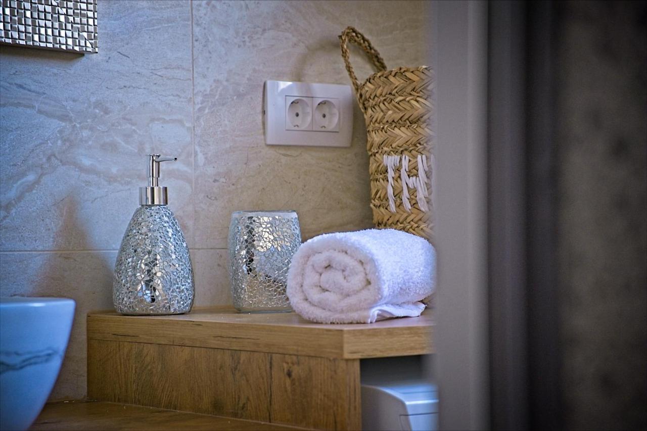 Luxury Apartment "Blue Diamond" Postira Buitenkant foto