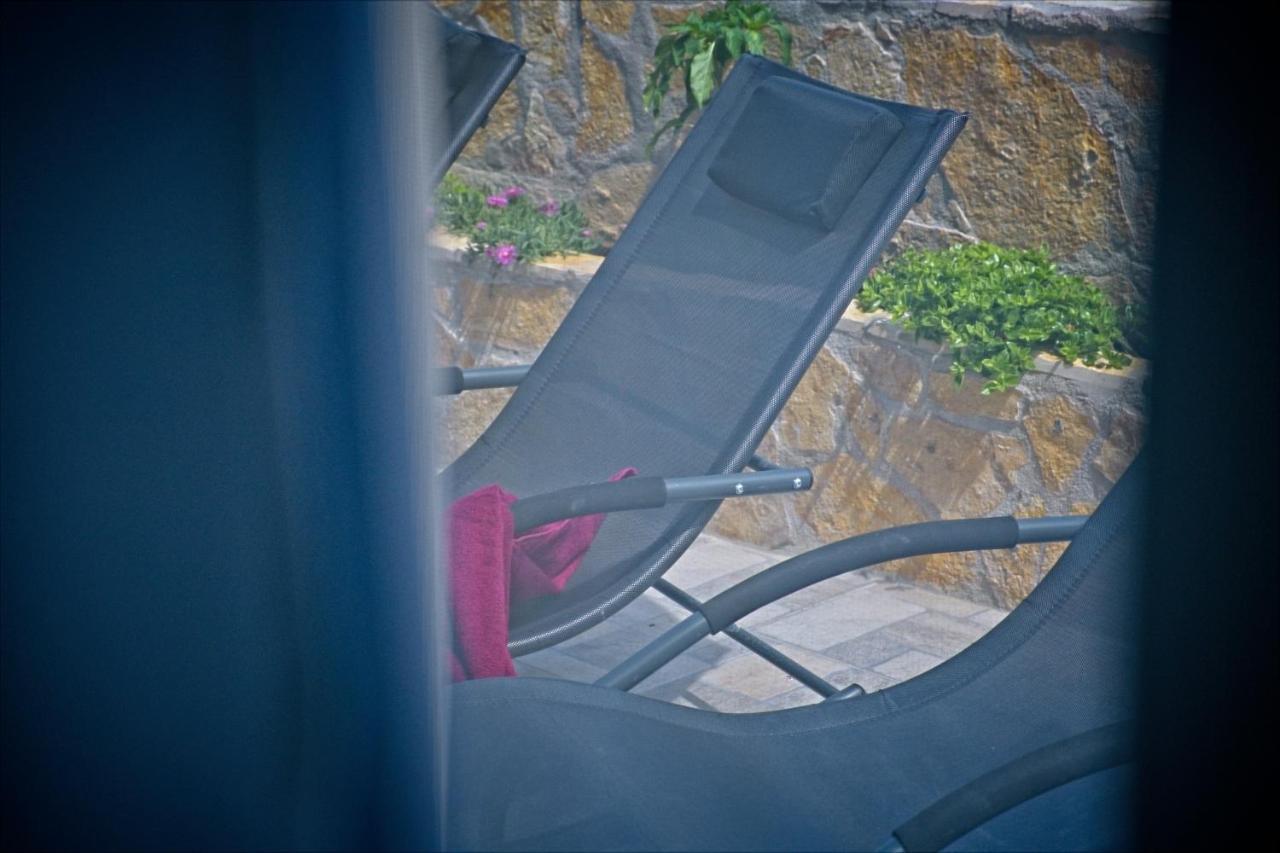 Luxury Apartment "Blue Diamond" Postira Buitenkant foto