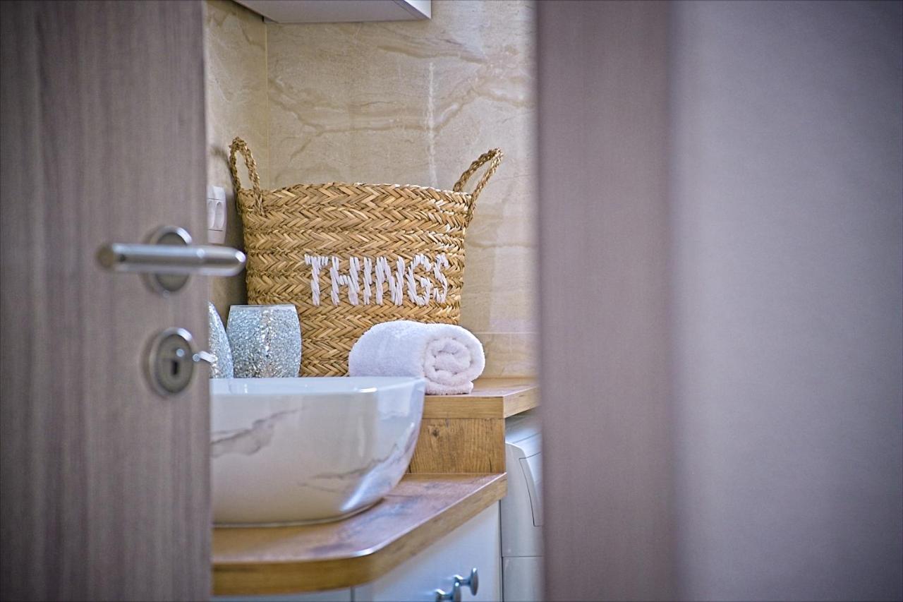 Luxury Apartment "Blue Diamond" Postira Buitenkant foto