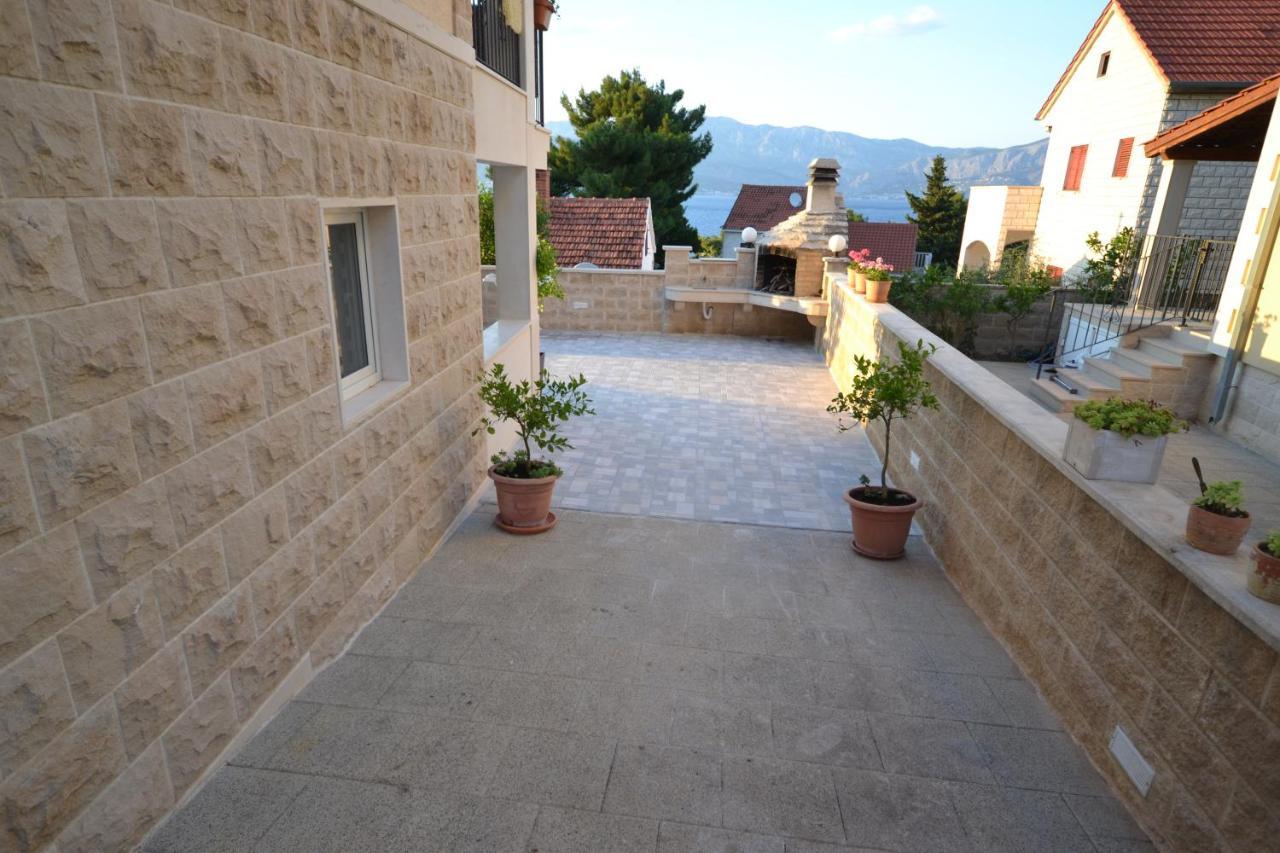 Luxury Apartment "Blue Diamond" Postira Buitenkant foto