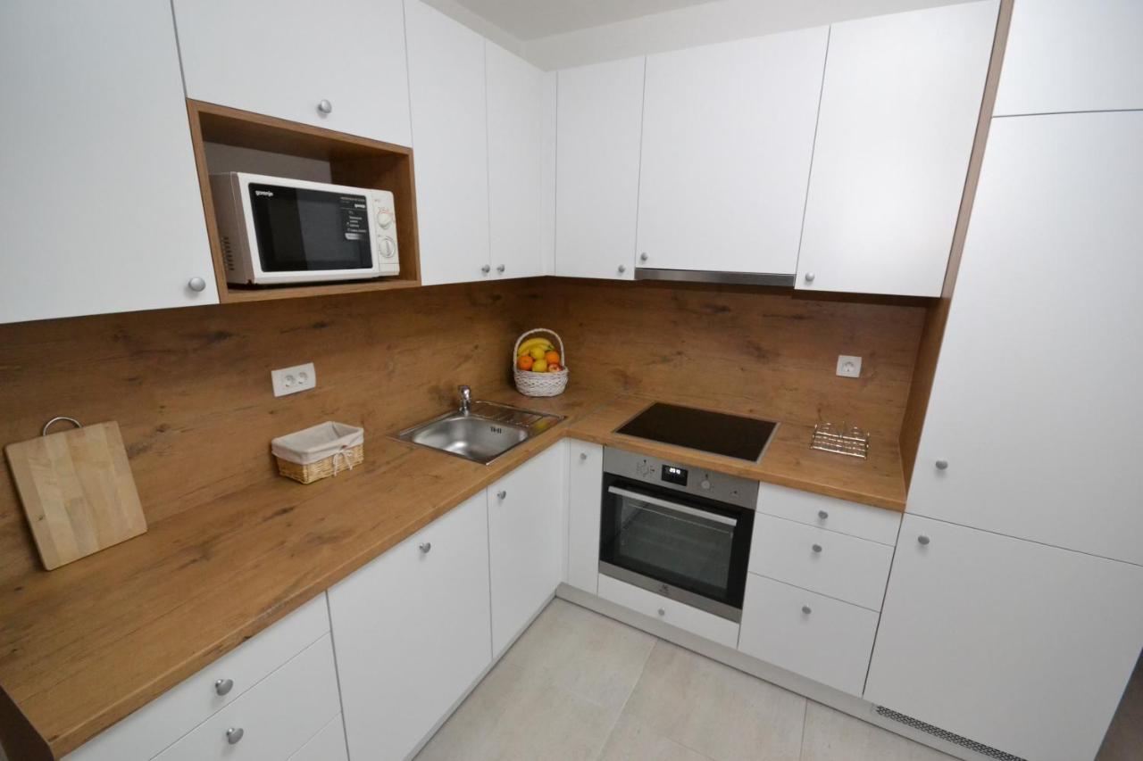 Luxury Apartment "Blue Diamond" Postira Buitenkant foto