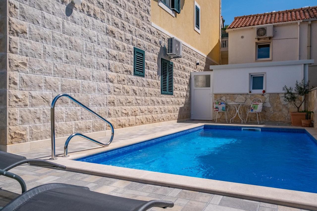 Luxury Apartment "Blue Diamond" Postira Buitenkant foto